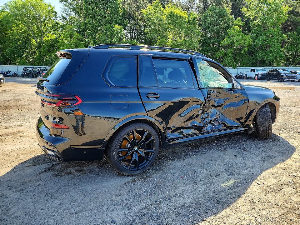 51519146 :رقم المزاد ، 5UX23EM05S9Z22669 vin ، 2025 Bmw X7 مزاد بيع