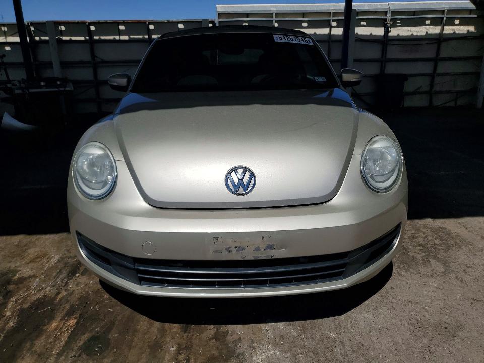 Продажа на аукционе авто 2015 Volkswagen Beetle, vin: 3VW517AT4FM823568, номер лота: 54257946