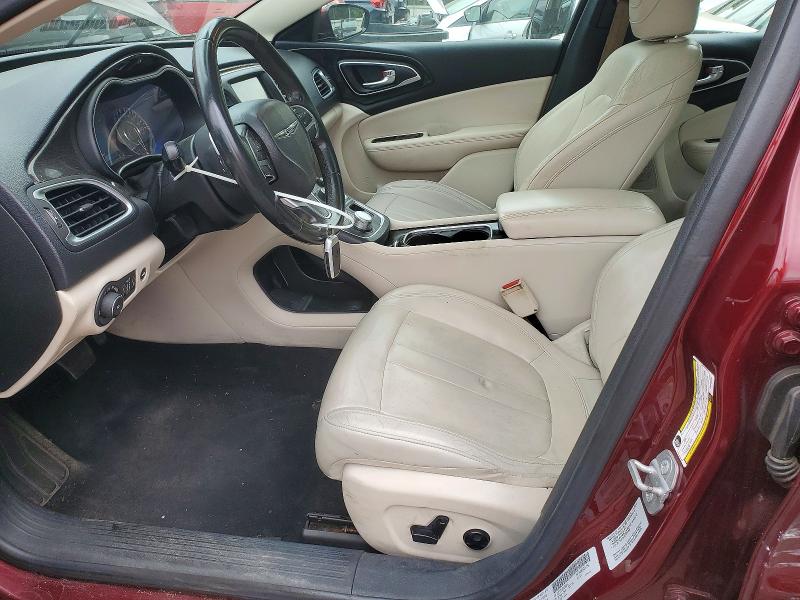 52180736 :رقم المزاد ، 1C3CCCCG6FN583043 vin ، 2015 Chrysler 200 مزاد بيع