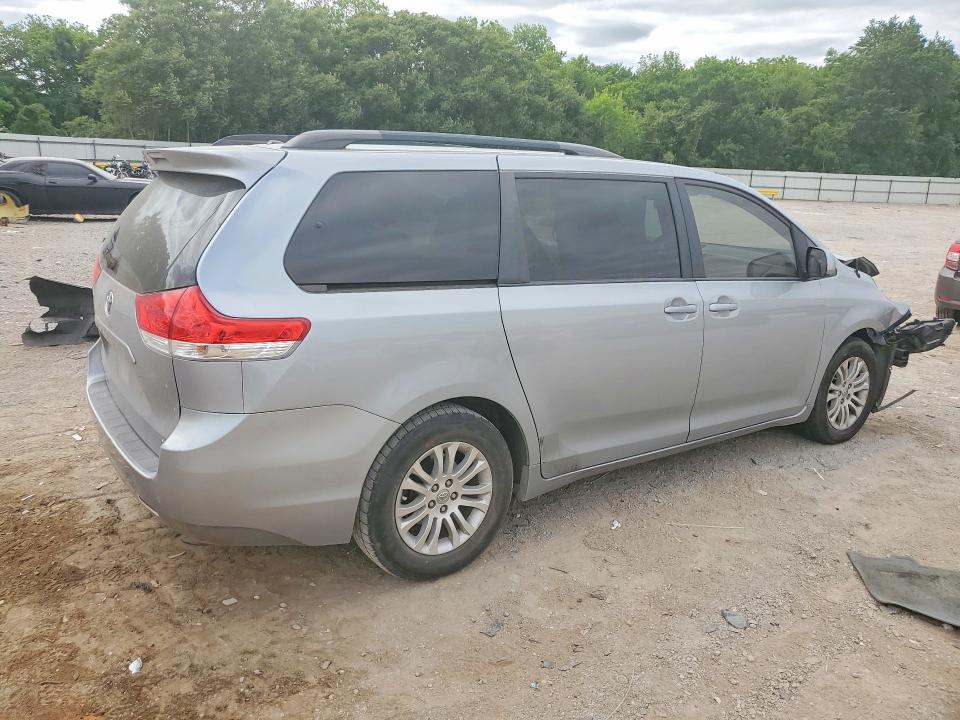 Продажа на аукционе авто 2011 Toyota Sienna, vin: 5TDYK3DC4BS095679, номер лота: 52339576