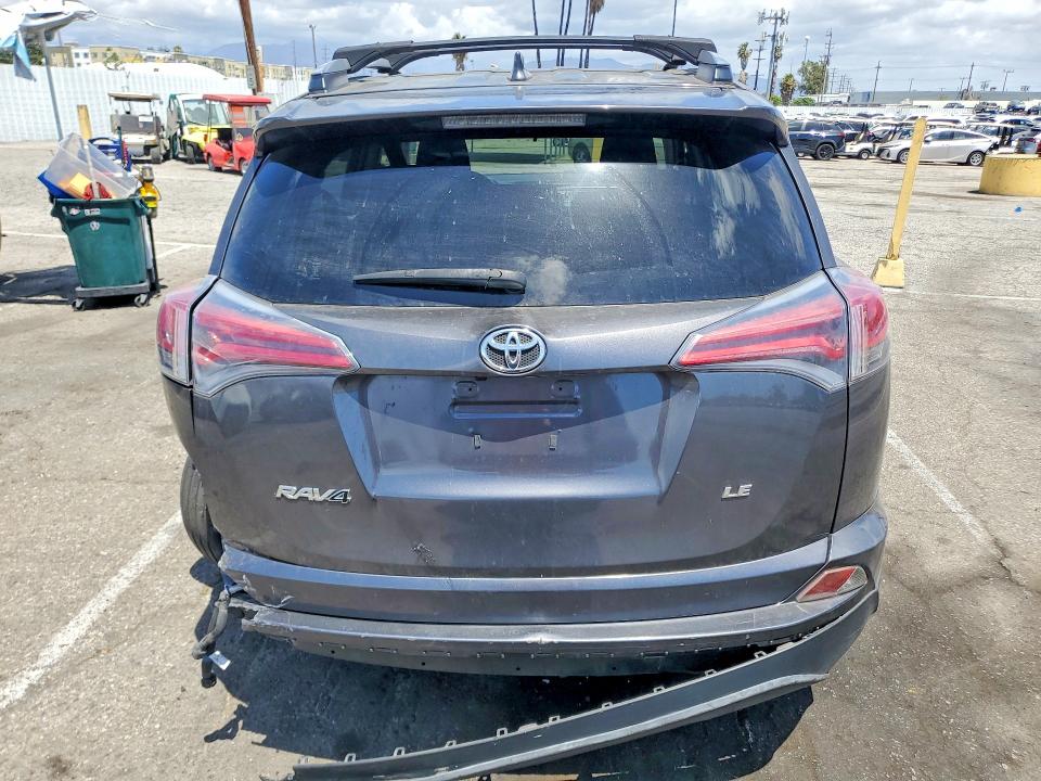 Продаж на аукціоні авто 2017 Toyota Rav4, vin: JTMZFREV0HJ108882, номер лоту: 55070366