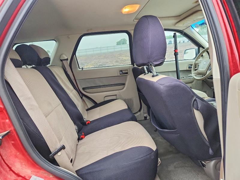 54198006 :رقم المزاد ، 1FMCU9DG0AKB62998 vin ، 2010 Ford Escape مزاد بيع