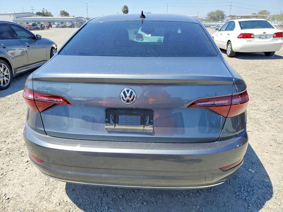 52537576 :رقم المزاد ، 3VWC57BU7MM097382 vin ، 2021 Volkswagen Jetta مزاد بيع