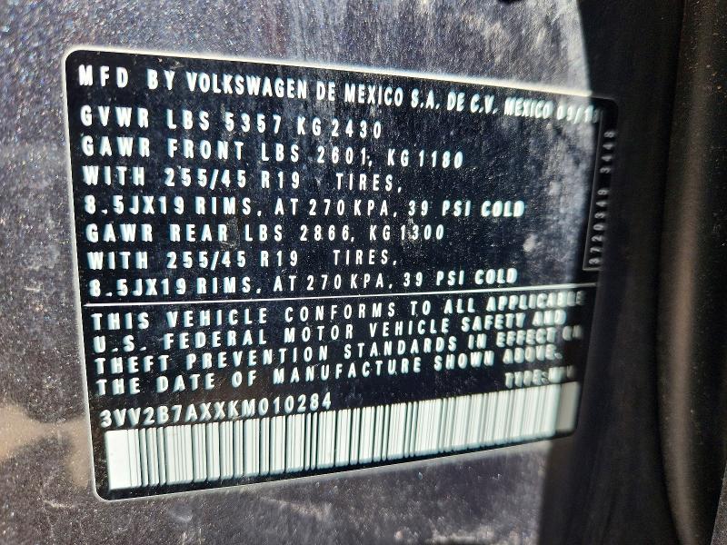 53301096 :رقم المزاد ، 3VV2B7AXXKM010284 vin ، 2019 Volkswagen Tiguan مزاد بيع