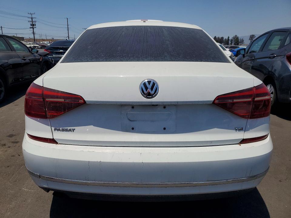 Продаж на аукціоні авто 2018 Volkswagen Passat, vin: 1VWAA7A3XJC044460, номер лоту: 54588526