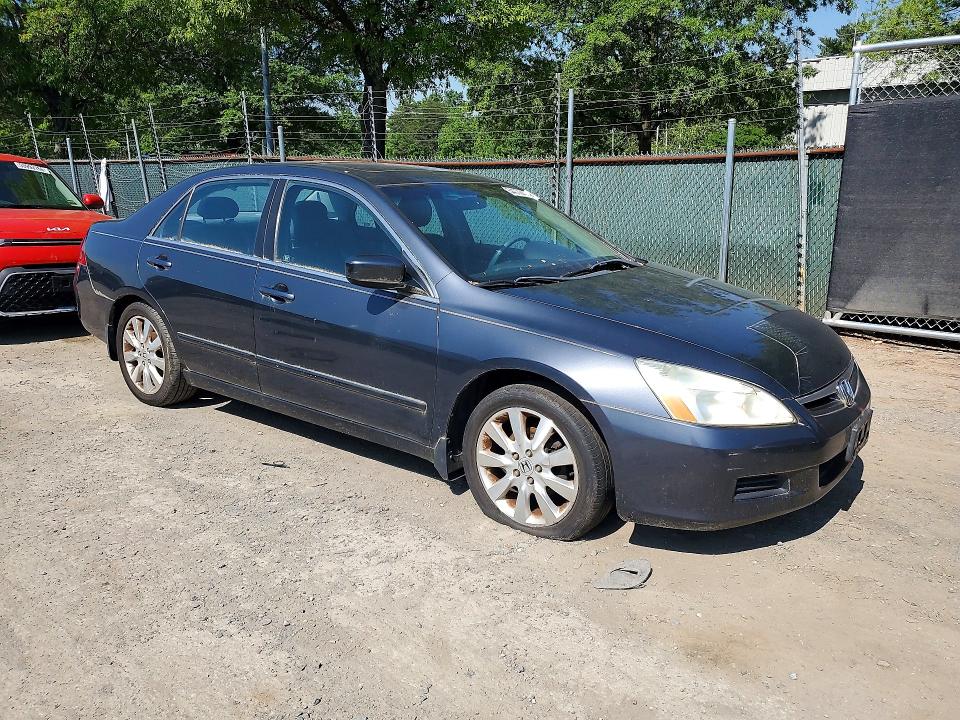 2007 Honda Accord მანქანა იყიდება აუქციონზე, vin: 1HGCM66517A020142, აუქციონის ნომერი: 54072446