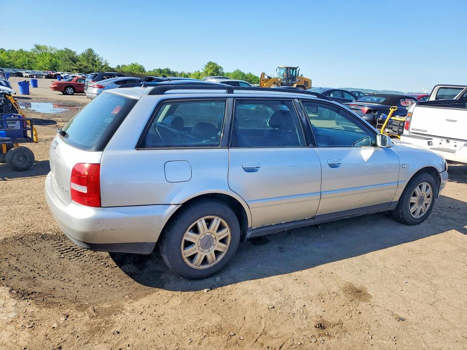 55269826 :رقم المزاد ، WAUKC68DX1A123341 vin ، 2001 Audi A4 مزاد بيع
