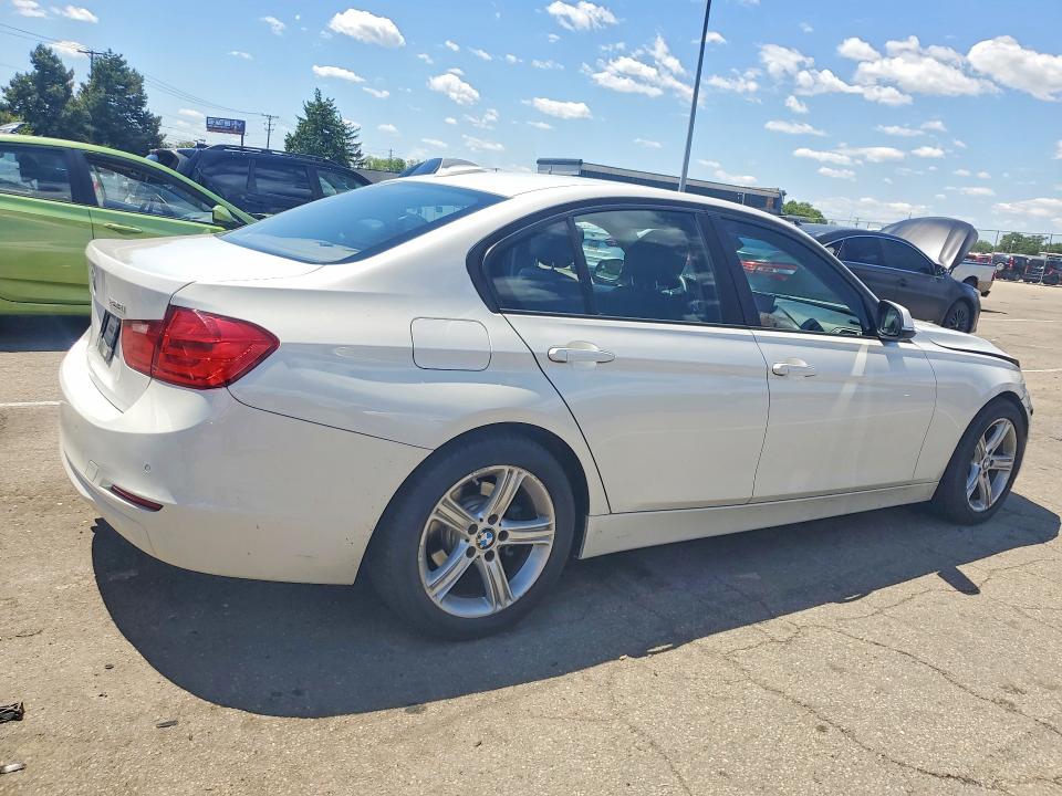 53274796 :رقم المزاد ، WBA3A5G53FNS84368 vin ، 2015 Bmw 328 مزاد بيع