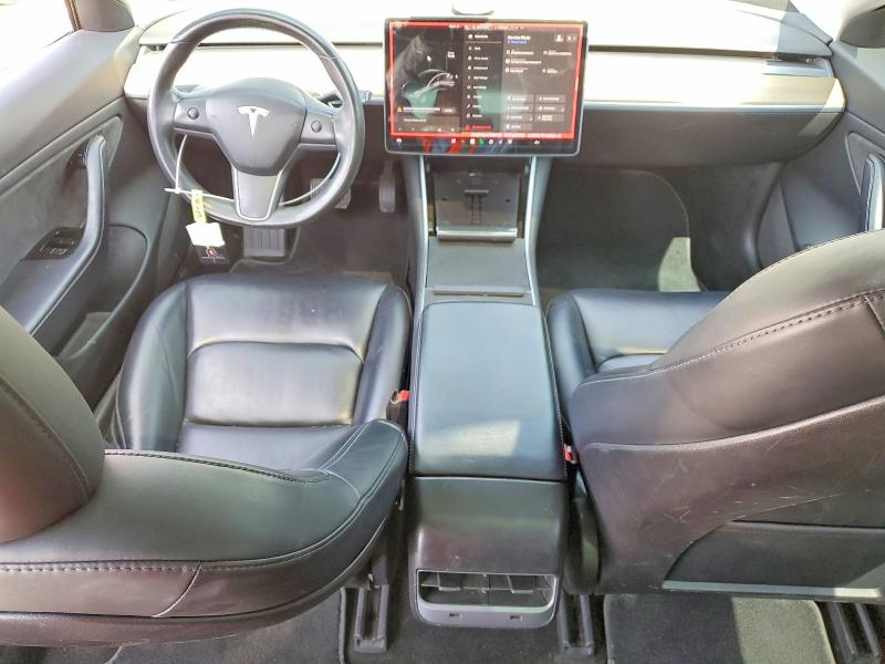 52870786 :رقم المزاد ، 5YJ3E1EA4JF045418 vin ، 2018 Tesla Model 3 مزاد بيع