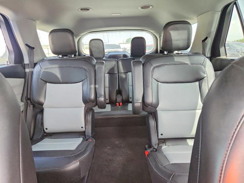 Продажа на аукционе авто 2022 Ford Explorer, vin: 1FMSK7DH3NGB70570, номер лота: 52596826