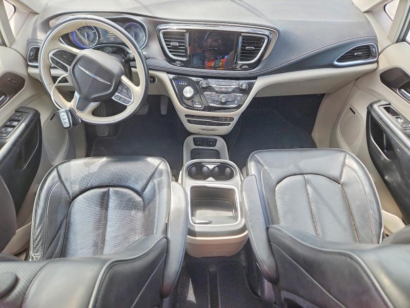 52843646 :رقم المزاد ، 2C4RC1GG9JR233115 vin ، 2018 Chrysler Pacifica مزاد بيع