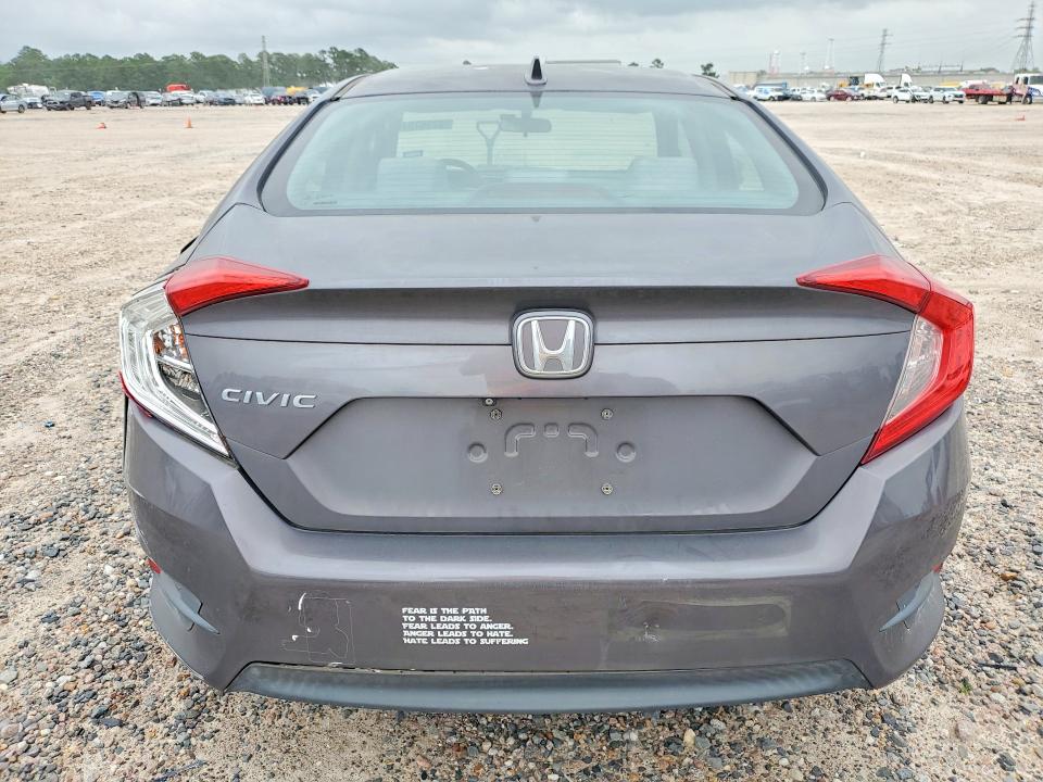 Продаж на аукціоні авто 2018 Honda Civic, vin: 2HGFC2F76JH563599, номер лоту: 52367046