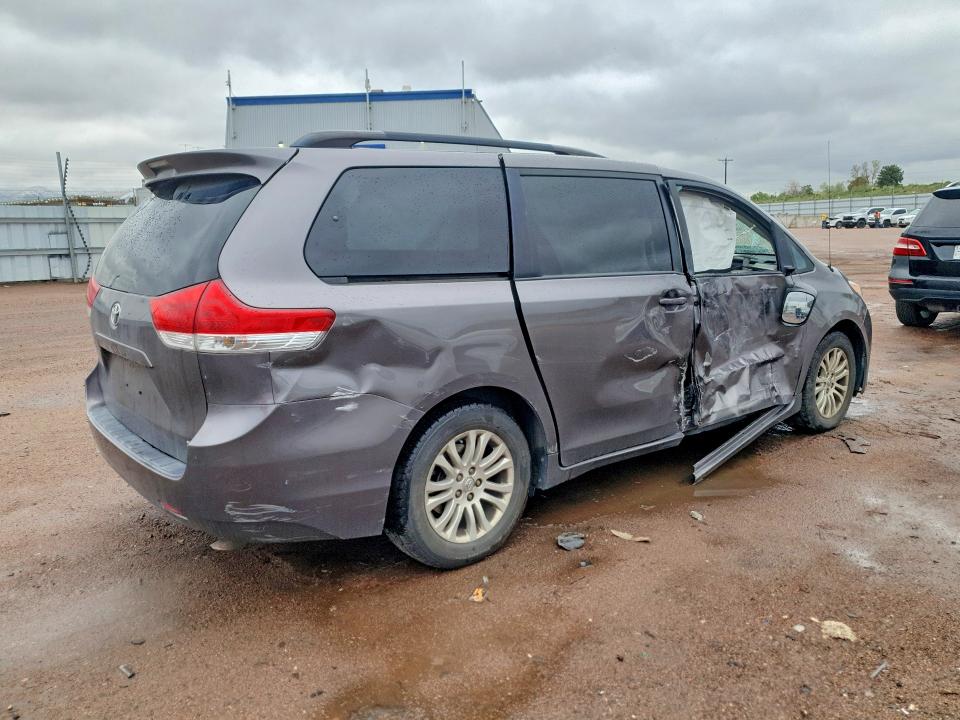2013 Toyota Sienna მანქანა იყიდება აუქციონზე, vin: 5TDYK3DC7DS376961, აუქციონის ნომერი: 54288886