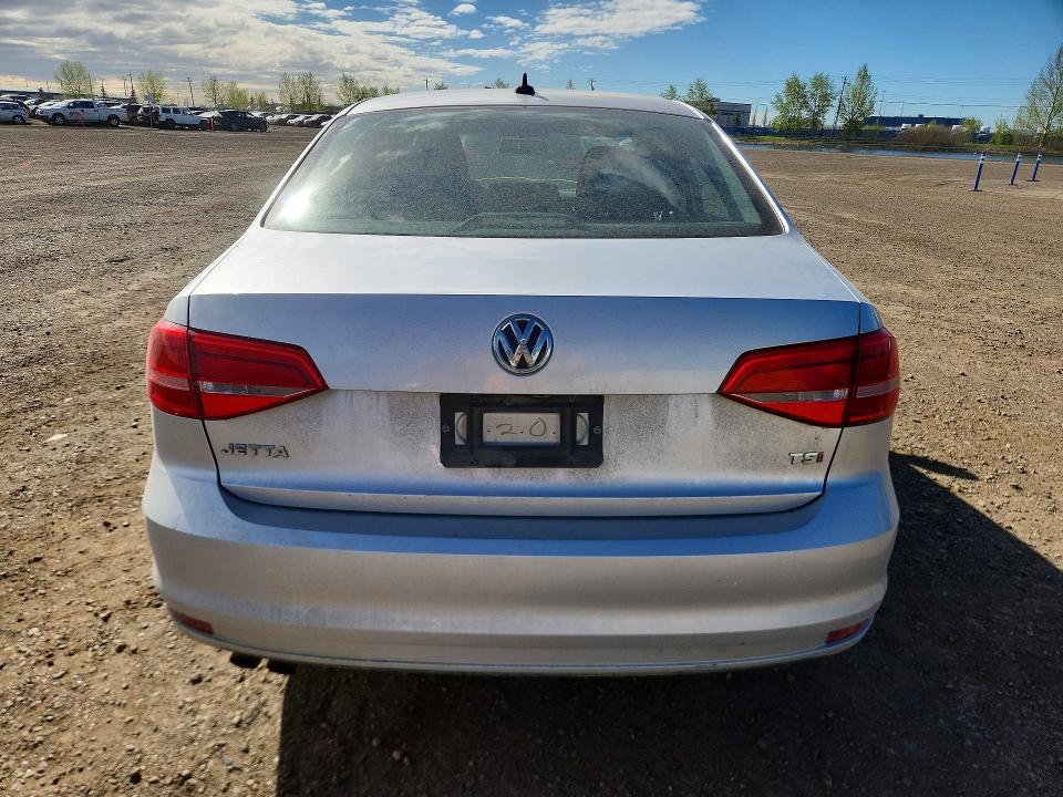 Продажа на аукционе авто 2015 Volkswagen Jetta, vin: 3VWD07AJ1FM224768, номер лота: 53582016