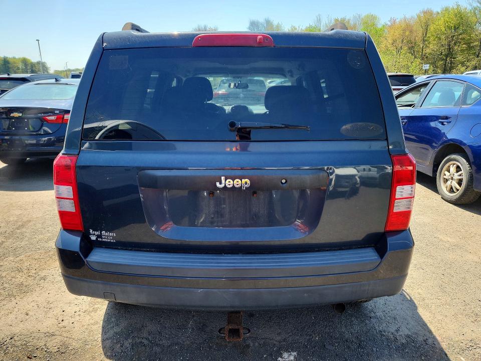 51821776 :رقم المزاد ، 1C4NJPBB4ED692452 vin ، 2014 Jeep Patriot مزاد بيع