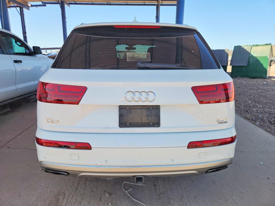 Продажа на аукционе авто 2017 Audi Q7, vin: WA1LAAF75HD059404, номер лота: 52950396