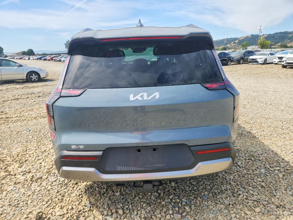 2024 Kia Ev9 მანქანა იყიდება აუქციონზე, vin: KNDAFFS59R6033880, აუქციონის ნომერი: 54296286