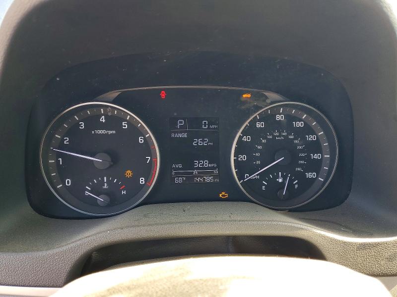 2017 Hyundai Elantra მანქანა იყიდება აუქციონზე, vin: 5NPD74LFXHH198900, აუქციონის ნომერი: 53765026