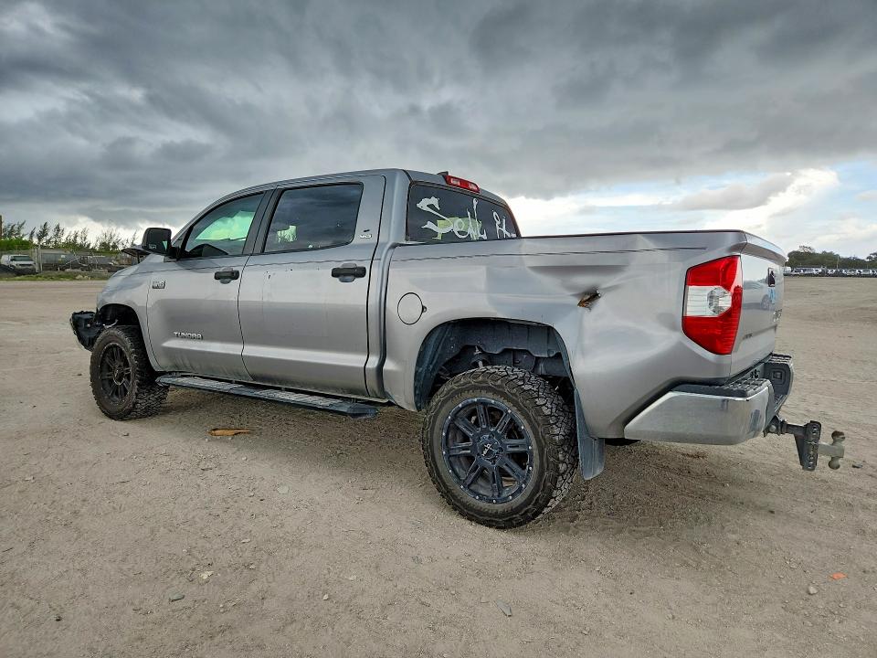 55428886 :رقم المزاد ، 5TFEY5F19LX263000 vin ، 2020 Toyota Tundra مزاد بيع