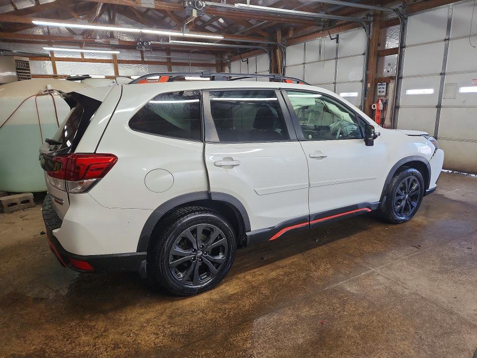 54334586 :رقم المزاد ، JF2SKAJC8NH407589 vin ، 2022 Subaru Forester مزاد بيع