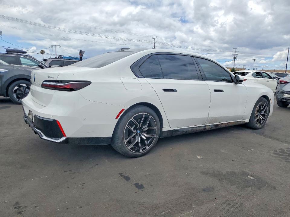 52212816 :رقم المزاد ، WBA23EH06PCM51408 vin ، 2023 Bmw 740 مزاد بيع