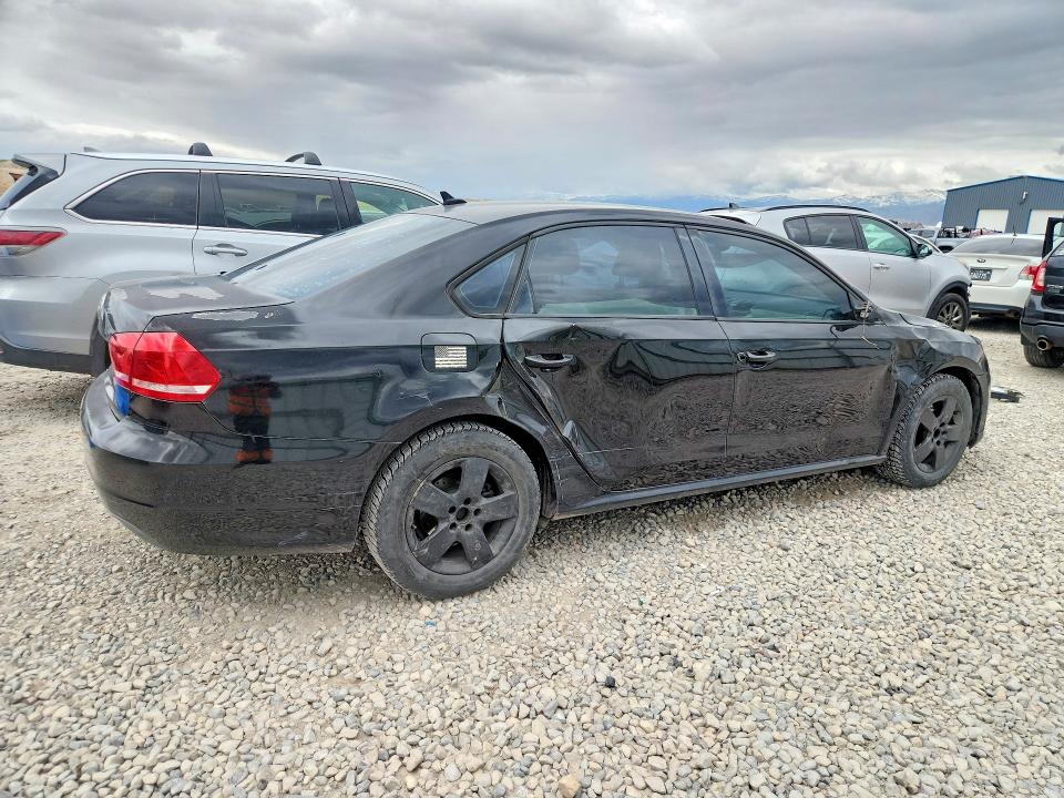 2014 Volkswagen Passat მანქანა იყიდება აუქციონზე, vin: 1VWAP7A30EC012668, აუქციონის ნომერი: 53932696