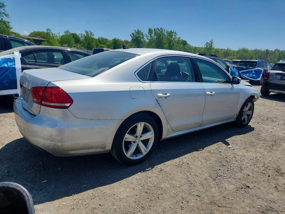 54363586 :رقم المزاد ، 1VWBP7A37DC120627 vin ، 2013 Volkswagen Passat مزاد بيع