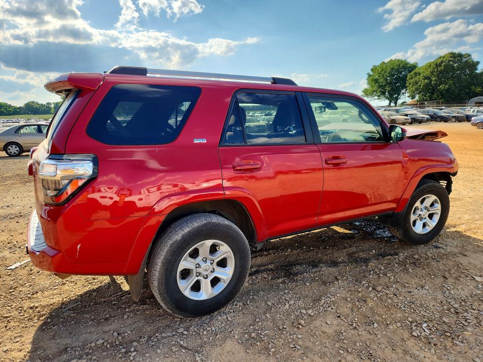 52367716 :رقم المزاد ، JTEMU5JR9M5958073 vin ، 2021 Toyota 4runner مزاد بيع