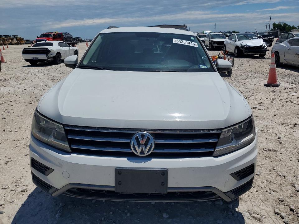 2018 Volkswagen Tiguan მანქანა იყიდება აუქციონზე, vin: 3VV1B7AXXJM087585, აუქციონის ნომერი: 54331446