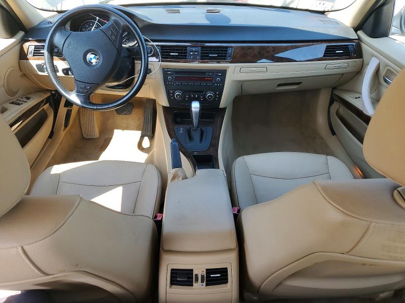 54121546 :رقم المزاد ، WBAPK5C50AA652977 vin ، 2010 Bmw 328 مزاد بيع