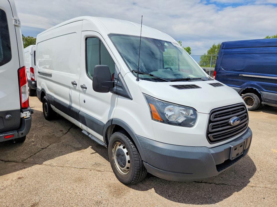 51382436 :رقم المزاد ، 1FTYE2CV3GKB25404 vin ، 2016 Ford Transit مزاد بيع