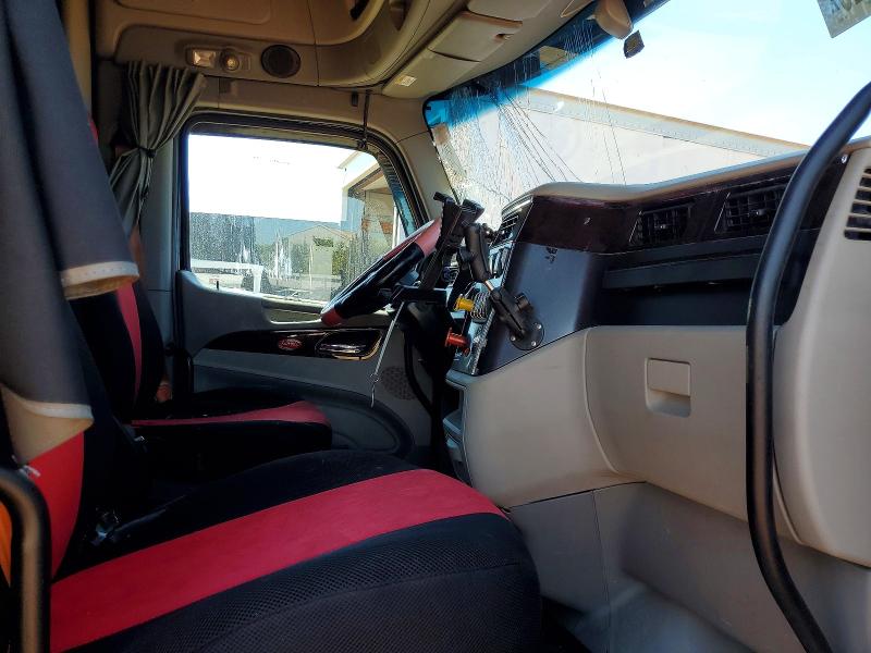 Продажа на аукционе авто 2020 Peterbilt 579, vin: 1XPBDP9X2LD640373, номер лота: 52732126