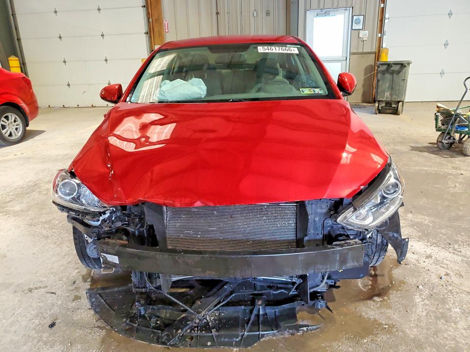 54617666 :رقم المزاد ، 5NPD74LF6JH351486 vin ، 2018 Hyundai Elantra مزاد بيع