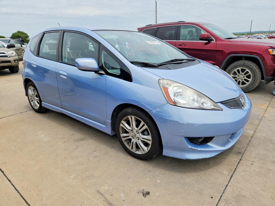 52507776 :رقم المزاد ، JHMGE8H48AC037723 vin ، 2010 Honda Fit مزاد بيع