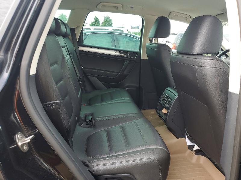 51795246 :رقم المزاد ، WVGEF9BP2FD002722 vin ، 2015 Volkswagen Touareg مزاد بيع