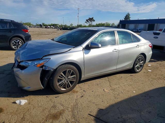 53876376 :رقم المزاد ، 4T1BF1FK8HU322665 vin ، 2017 Toyota Camry مزاد بيع