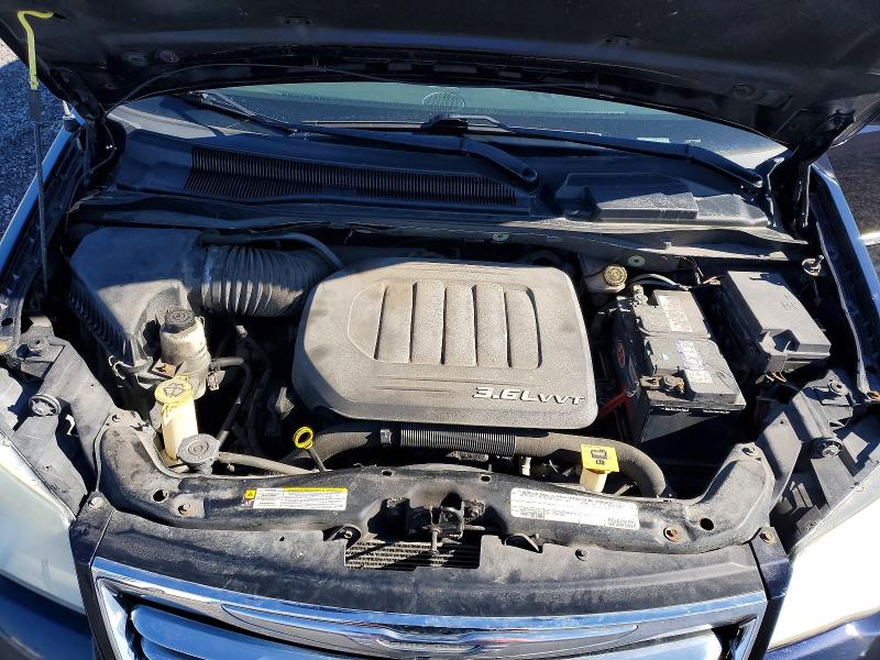 2011 Chrysler Town & Country მანქანა იყიდება აუქციონზე, vin: 2A4RR5DG7BR664526, აუქციონის ნომერი: 51872966
