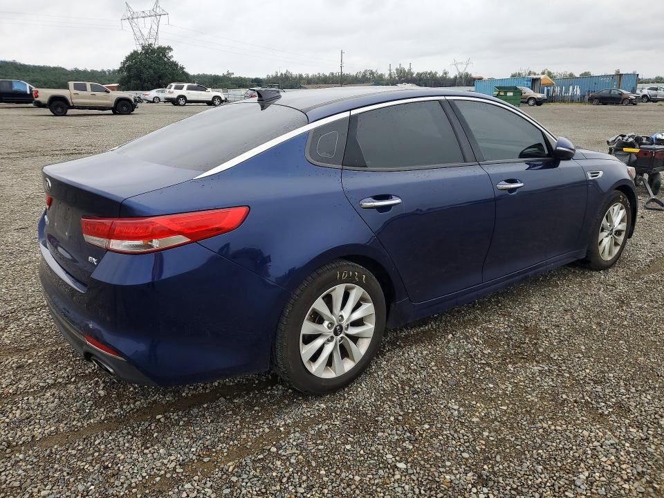 2016 Kia Optima მანქანა იყიდება აუქციონზე, vin: 5XXGU4L39GG013970, აუქციონის ნომერი: 55433086