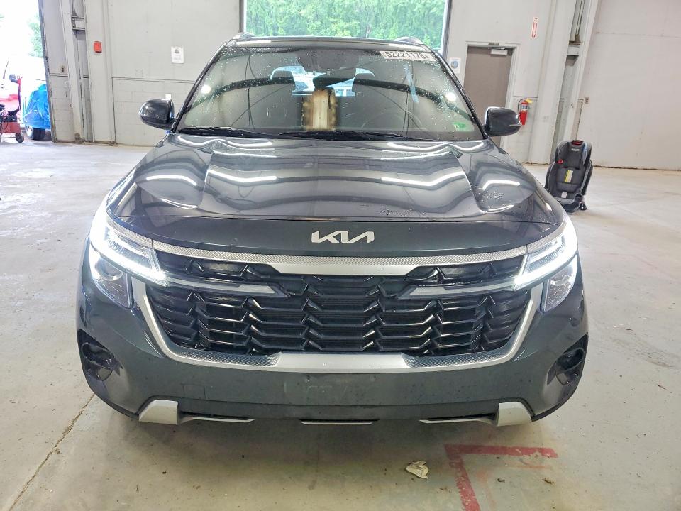 Продажа на аукционе авто 2024 Kia Seltos, vin: KNDEU2AA7R7615842, номер лота: 52221176