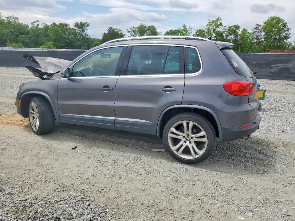 52692326 :رقم المزاد ، WVGBV7AX7CW003196 vin ، 2012 Volkswagen Tiguan مزاد بيع
