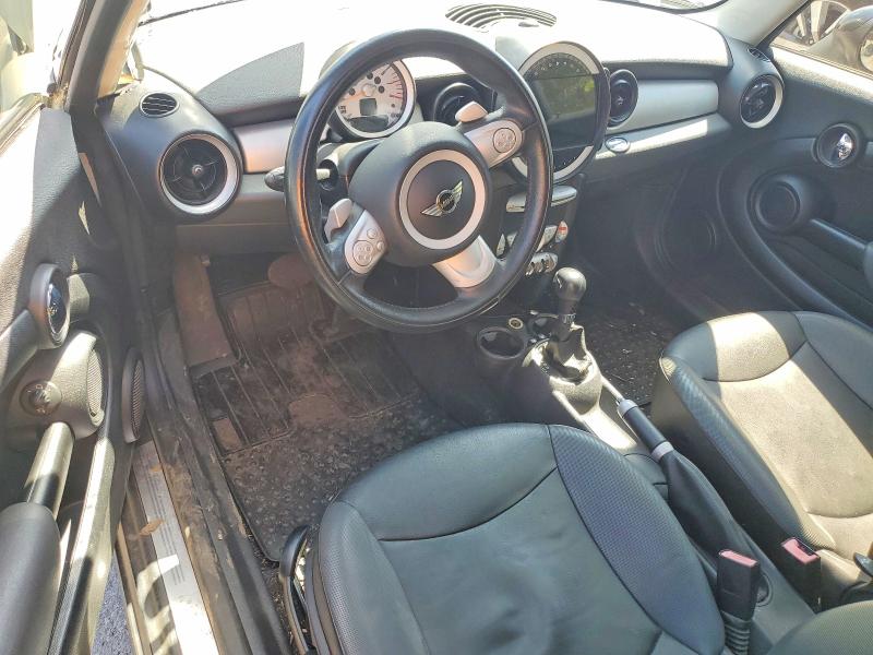 52867726 :رقم المزاد ، WMWMF33519TW72988 vin ، 2009 Mini Cooper مزاد بيع