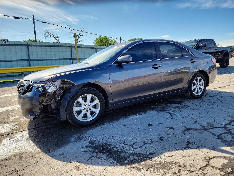 51864616 :رقم المزاد ، JTNBF3EK0A3002667 vin ، 2010 Toyota Camry مزاد بيع