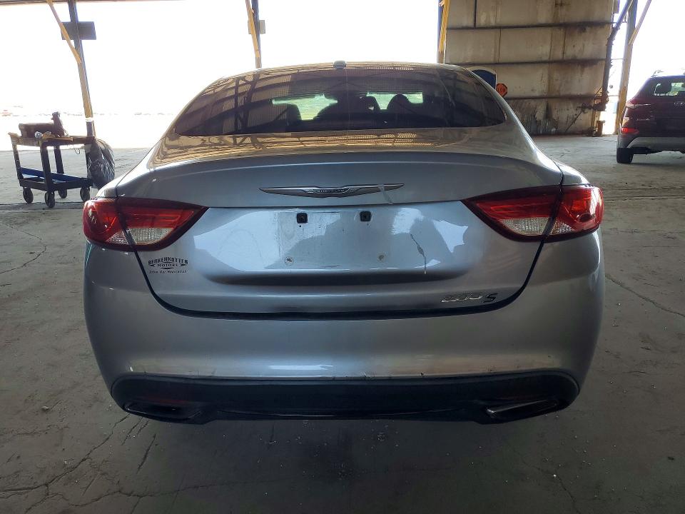 55207056 :رقم المزاد ، 1C3CCCBG5FN514877 vin ، 2015 Chrysler 200 مزاد بيع