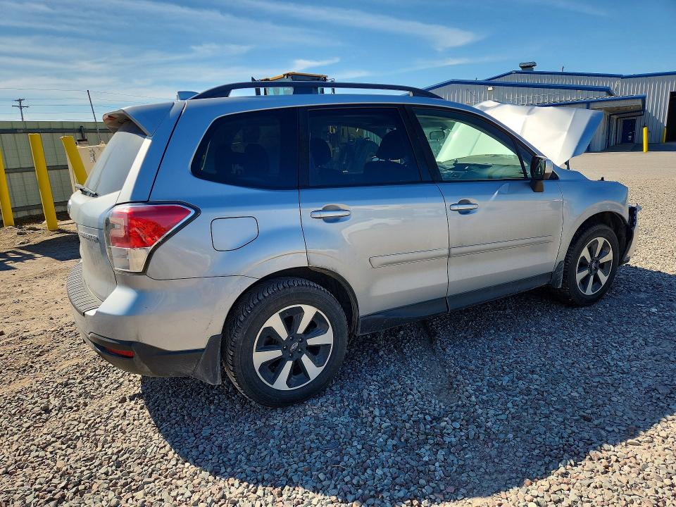 2018 Subaru Forester მანქანა იყიდება აუქციონზე, vin: JF2SJAGC9JH476635, აუქციონის ნომერი: 55237346
