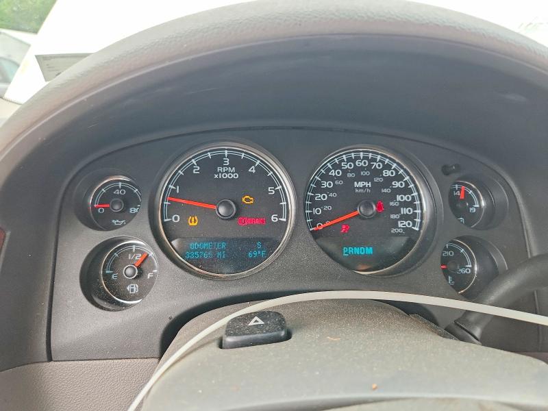 52719976 :رقم المزاد ، 1GNUKKE36AR222637 vin ، 2010 Chevrolet Suburban مزاد بيع