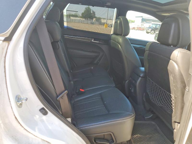 Продажа на аукционе авто 2015 Kia Sorento, vin: 5XYKWDA70FG577771, номер лота: 53888746