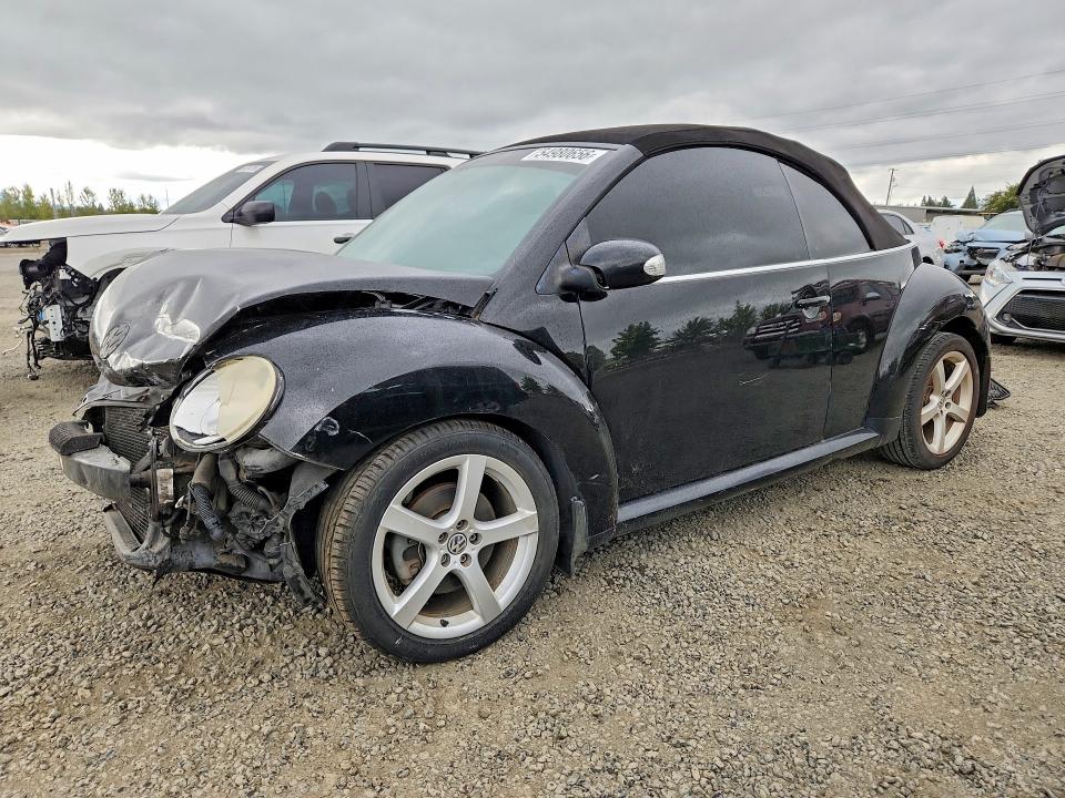 54980656 :رقم المزاد ، 3VWRG3AL2AM006715 vin ، 2010 Volkswagen New Beetle مزاد بيع