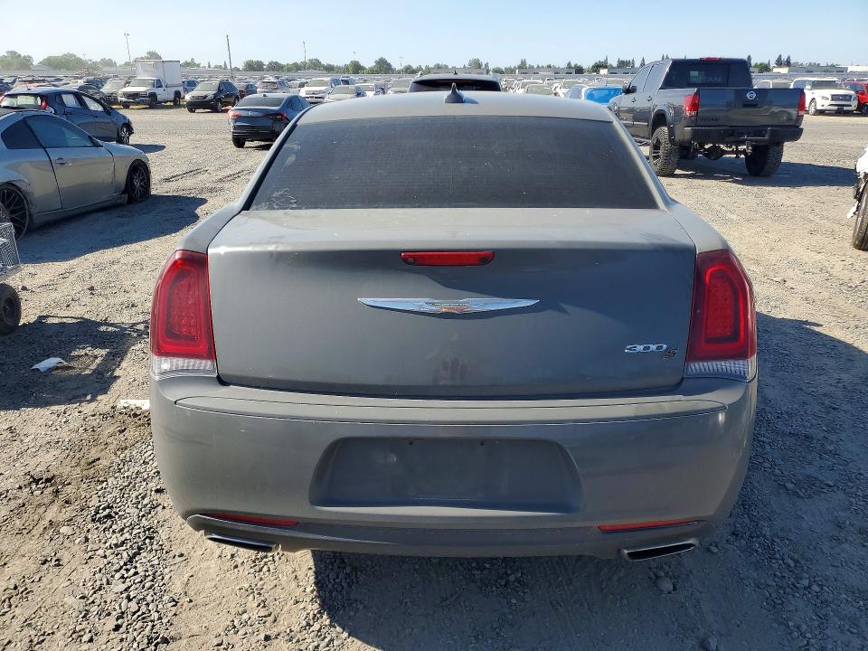 2019 Chrysler 300 მანქანა იყიდება აუქციონზე, vin: 2C3CCABG9KH686062, აუქციონის ნომერი: 54443796