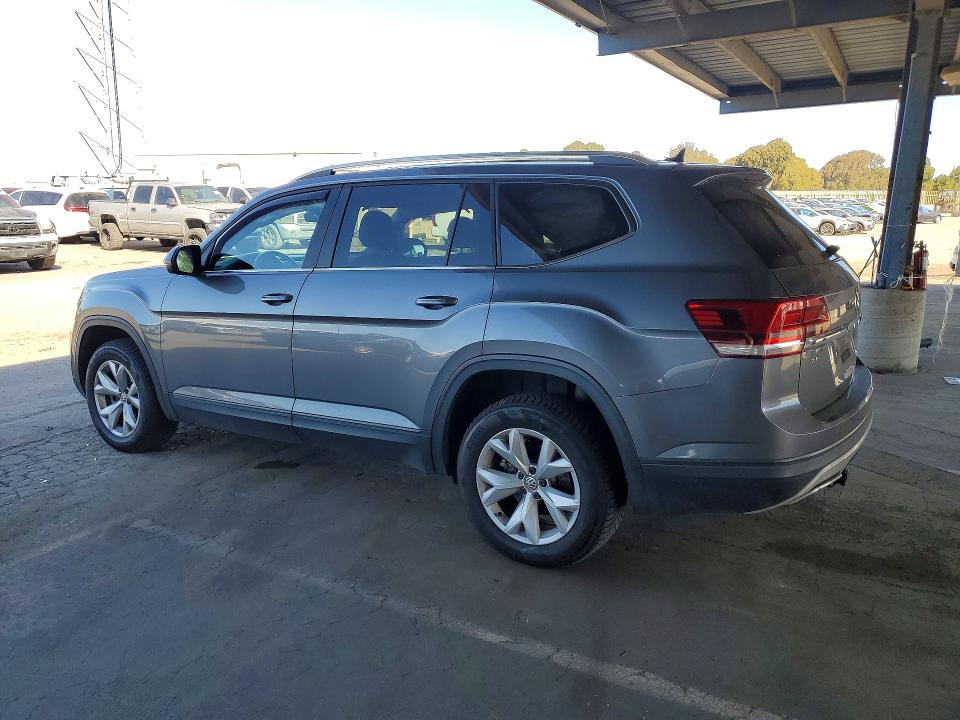 53943976 :رقم المزاد ، 1V2LR2CA2JC530424 vin ، 2018 Volkswagen Atlas مزاد بيع