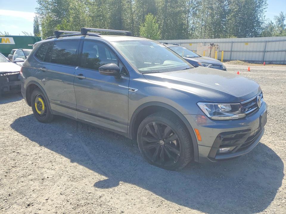 53099386 :رقم المزاد ، 3VV2B7AXXMM094495 vin ، 2021 Volkswagen Tiguan مزاد بيع